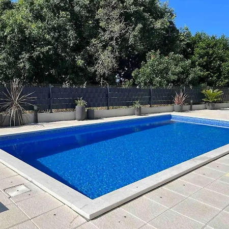 Апартаменты Fresh And Newly Built With Pool *