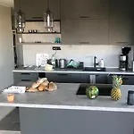 Fresh And Newly Built With Pool Apartamento