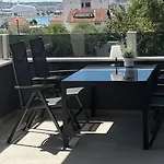 Fresh And Newly Built With Pool
