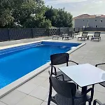 Fresh And Newly Built With Pool Apartment Trogir