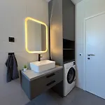 Apartment Fresh And Newly Built With Pool