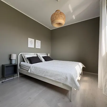 Fresh And Newly Built With Pool *