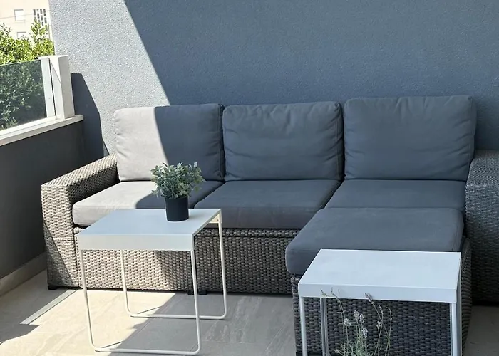 Apartman Fresh And Newly Built With Pool